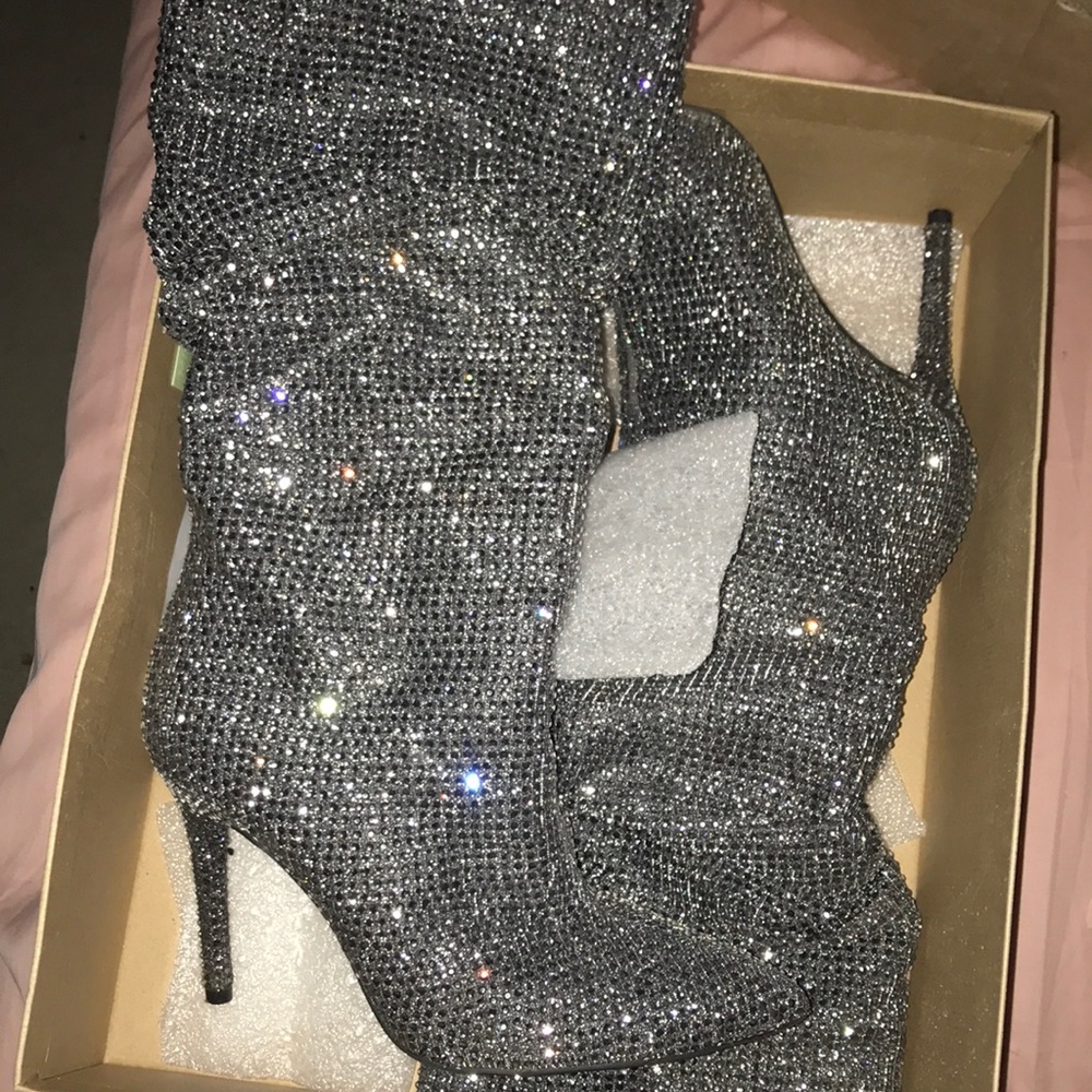 Jessica Simpson glitter booties size 6 1/2